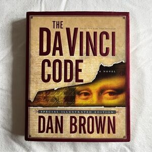 Hardcover book The Da Vinci Code by Dan Brown, special illustrated edition